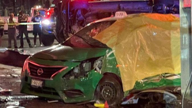 Meksika’da alkollü sürücü taksiyi biçti: 6 ölü