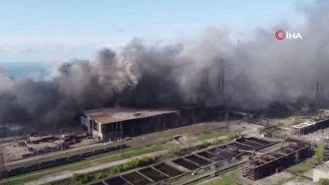 Rusya, Azovstal fabrikasını vurmaya devam ediyor: &#039;Mariupol’de 20 bin kişi öldürüldü&#039;