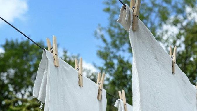 Uzmanlar uyardı, sağlığa zararı büyük: Çamaşırları açık havada kurutmayın