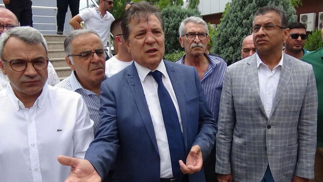Belediye Başkanı Selman Hasan Arslan makamında saldırıya uğradı