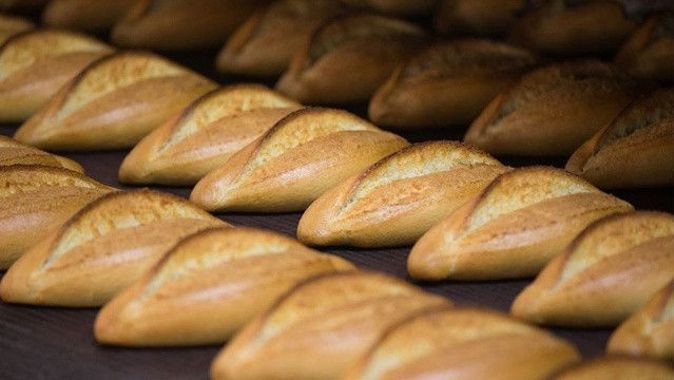 Fırıncılar Federasyonu devreye girdi: Ekmeğin 5 lira olduğu ilçelerde geri adım