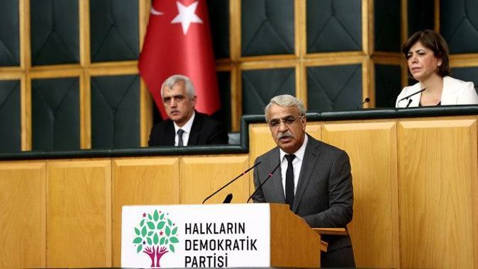 HDP&#039;den seçim açıklaması: Kendi adayımızı çıkarmayı da en önemli seçenek olarak tutuyoruz