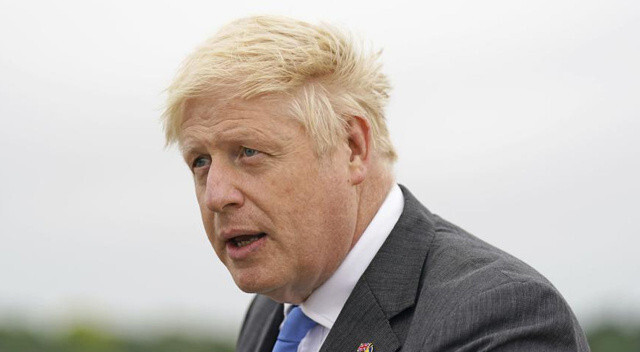 İngiltere Başbakanı Johnson’dan Rus bilim insanlarına davet