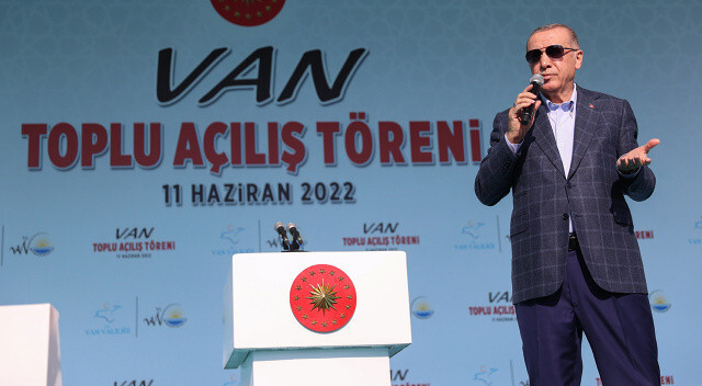 Cumhurbaşkanı Erdoğan: Van depreminin gecesinde ben buradaydım, HDP neredeydi?