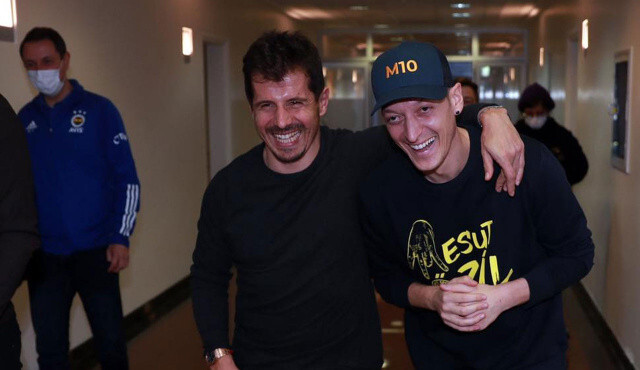 Emre Belözoğlu ile Mesut Özil yine buluştu