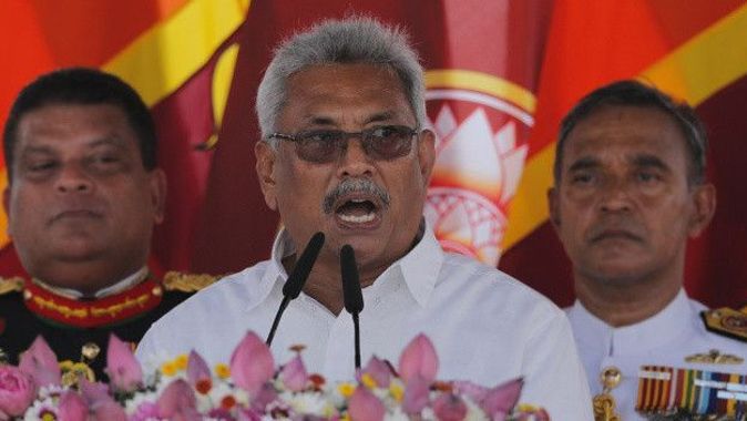 Ülkeden kaçan Sri Lanka Devlet Başkanı e-mail ile istifa etti