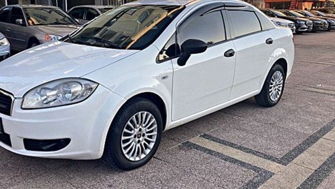 2013 model Fiat linea esnaf odasından satışa çıkarıldı