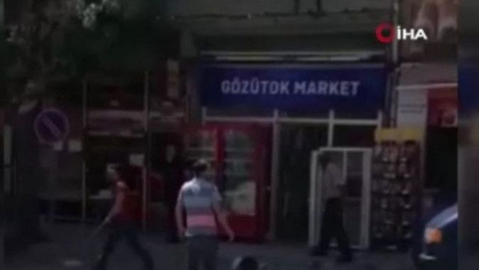 Ankara’da dehşet! Magandalar ellerinde satır ve sopalarla market bastı
