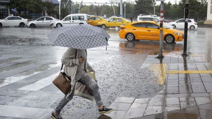 Ankara&#039;ya sel ve baskın uyarısı: Öğle saatlerinden sonraya dikkat...