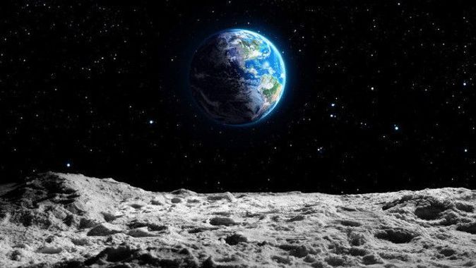 Bilim insanları Ay’ın Dünya’dan malzeme ‘çaldığını’ kanıtladı