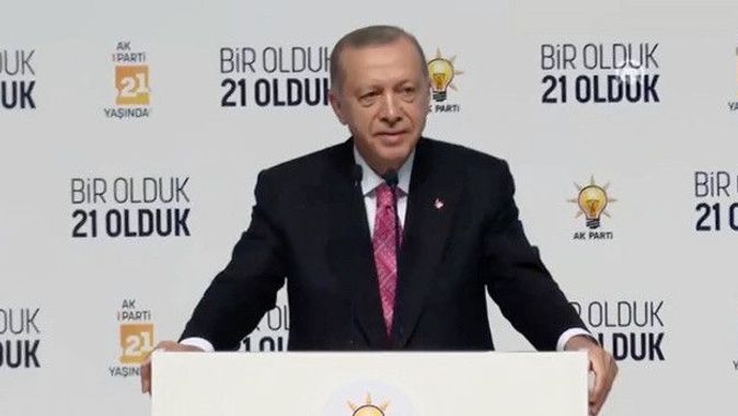 AK Parti 21 yaşında! Cumhurbaşkanı Erdoğan&#039;dan 2023 mesajı