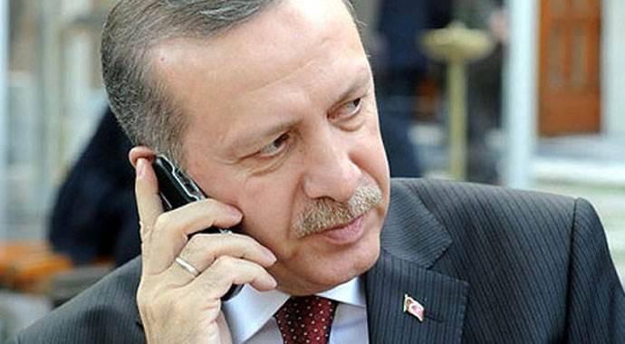 Erdoğan'dan Tokat'a 'geçmiş olsun' telefonu
Erdoğan'dan Tokat'a 'geçmiş olsun' telefonu