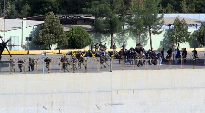 Diyarbakır'da askeri hareketlilik Diyarbakır'da askeri hareketlilik