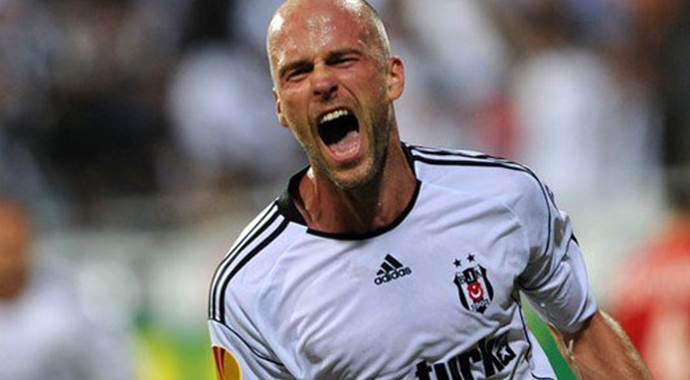 Futbolun efsaneleri Antalya'da buluşacak Futbolun efsaneleri Antalya'da buluşacak