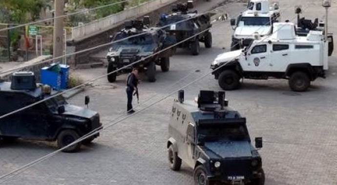 Şırnak'ta 1 polis şehit! Şırnak'ta 1 polis şehit!