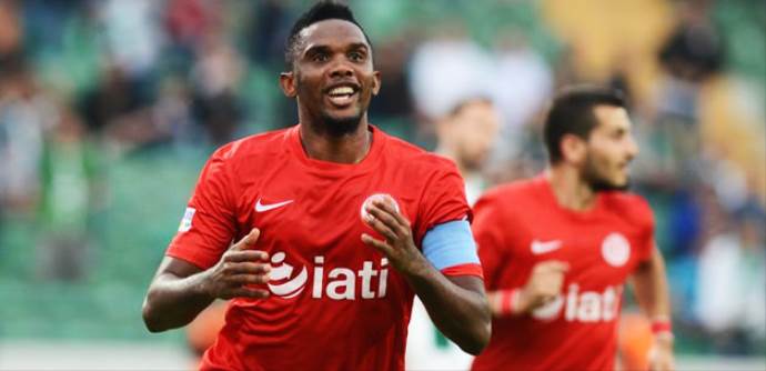 Antalyaspor, Bursaspor'a acımadı!
Antalyaspor, Bursaspor'a acımadı!