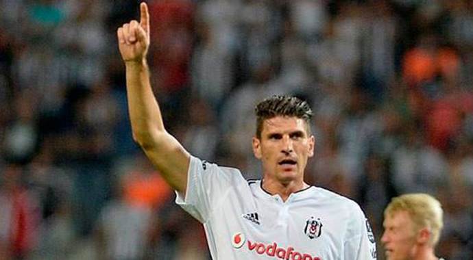 Barcelona fanatiği Mario Gomez Barcelona fanatiği Mario Gomez