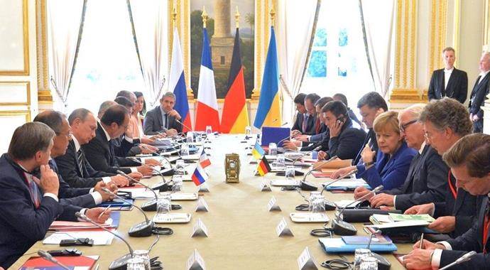 Paris'te Ukrayna Zirvesi sona erdi Paris'te Ukrayna Zirvesi sona erdi