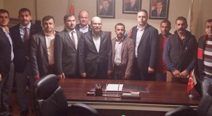 &#039;1 Kasım&#039;da oyumuz AK Parti&#039;ye&#039;