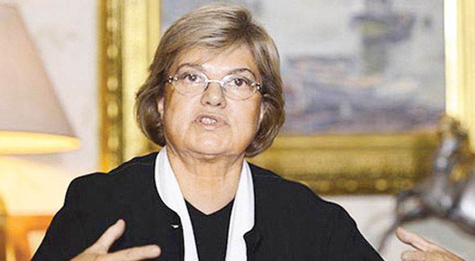 "Tansu Çiller dün ne dediyse bugün tersini söylüyor" "Tansu Çiller dün ne dediyse bugün tersini söylüyor"