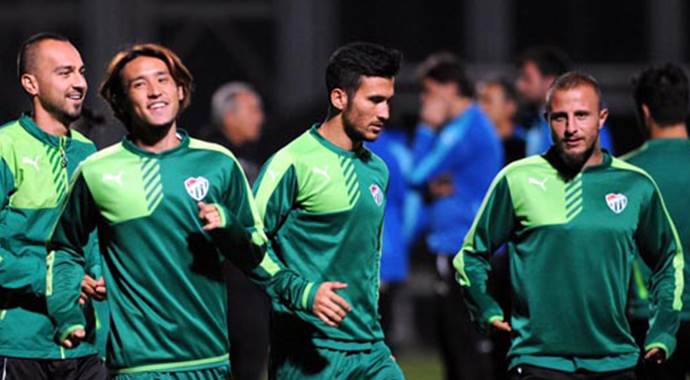 Bursaspor, Antalya'ya hazırlanıyor Bursaspor, Antalya'ya hazırlanıyor