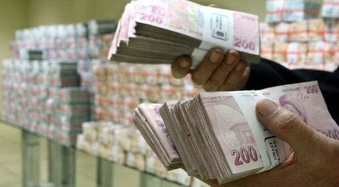 Bankacılık sektörü kredi hacmi azaldı Bankacılık sektörü kredi hacmi azaldı