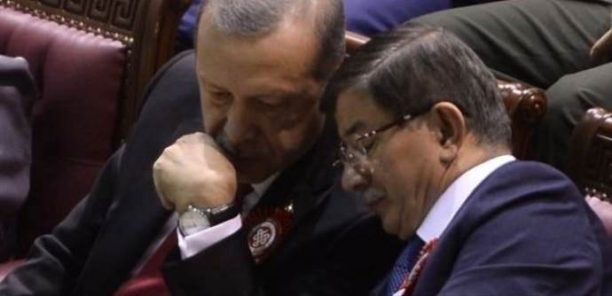 Erdoğan ve Davutoğlu o davaya müdahil oluyor
