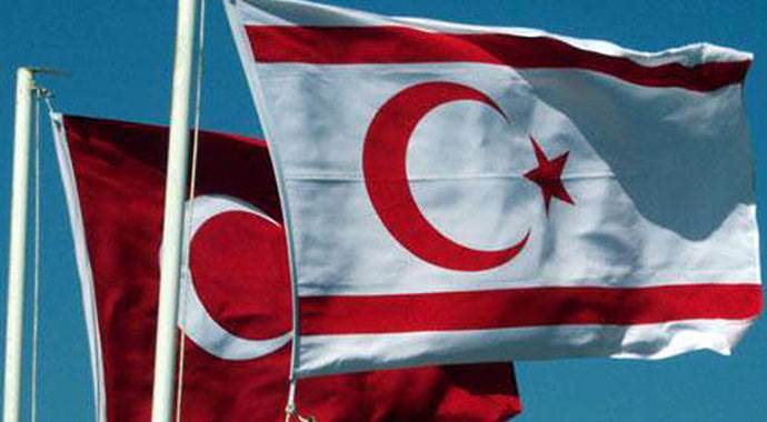 Başbakan Davutoğlu&#039;ndan KKTC&#039;nin 32. Kuruluş Yıldönümü mesajı
