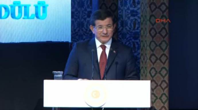 Davutoğlu İstanbul'da konuştu Davutoğlu İstanbul'da konuştu
