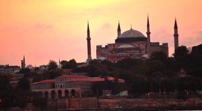 Turistler en çok Ayasofya Müzesi'ni ziyaret etti Turistler en çok Ayasofya Müzesi'ni ziyaret etti