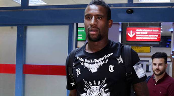 Trabzonspor Douglas'ı açıkladı Trabzonspor Douglas'ı açıkladı