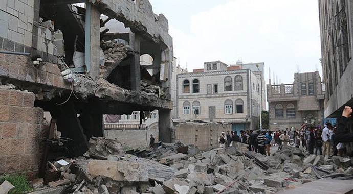 Yemen'de büyük çatışma: 10 ölü Yemen'de büyük çatışma: 10 ölü