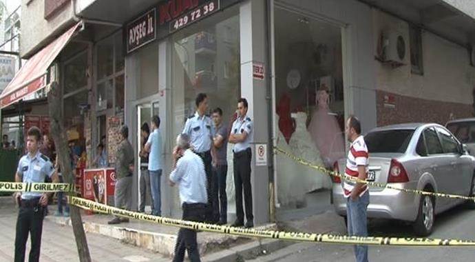 Çekmeköy'de eski koca dehşeti: 2 ölü Çekmeköy'de eski koca dehşeti: 2 ölü