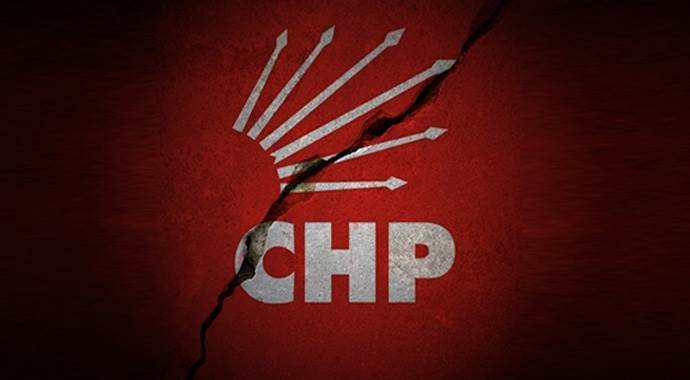 CHP Karasu İlçe Başkanını görevden aldı
