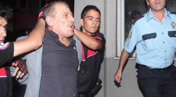 Cezaevinden kaçtı, polise ateş açtı Cezaevinden kaçtı, polise ateş açtı