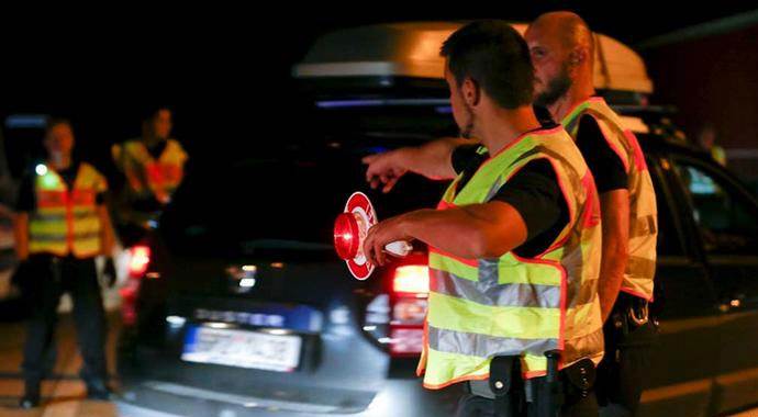 Finlandiya sınır kontrollerine başladı
Finlandiya sınır kontrollerine başladı