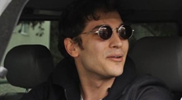 Çağatay Ulusoy ekranlara geri dönüyor Çağatay Ulusoy ekranlara geri dönüyor
