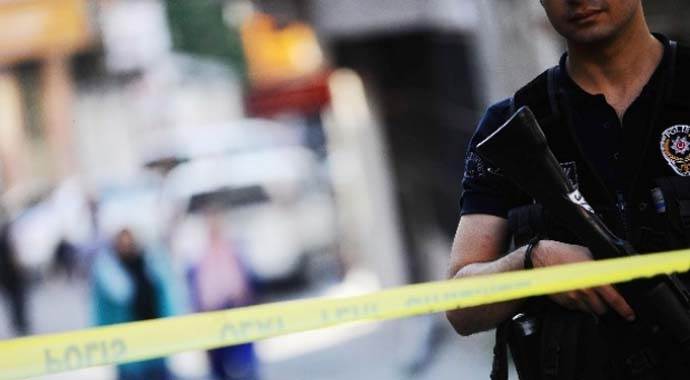 Polis memuru görevi başında hayatını kaybetti Polis memuru görevi başında hayatını kaybetti