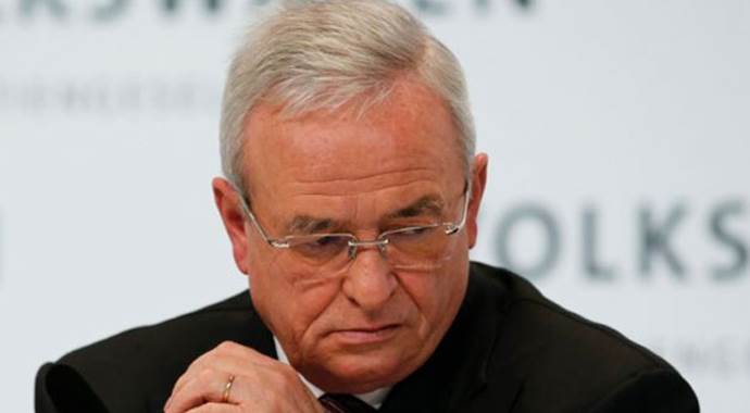 Volkswagen&#039;in CEO&#039;su istifa etti