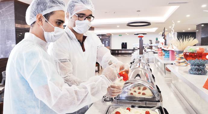 Otellere 'hijyen raporu' laboratuvarları katladı Otellere 'hijyen raporu' laboratuvarları katladı