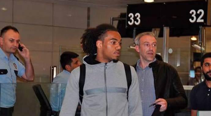 Galatasaray&#039;a savunmadan 6 asist