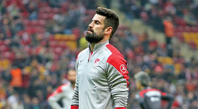 Volkan Demirel'den Fatih Terim'e jet yalanlama Volkan Demirel'den Fatih Terim'e jet yalanlama