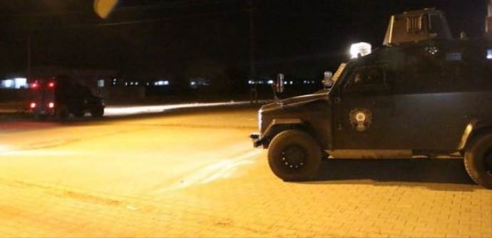 Gece ortalık karıştı! Çok sayıda bölgede çatışma Gece ortalık karıştı! Çok sayıda bölgede çatışma