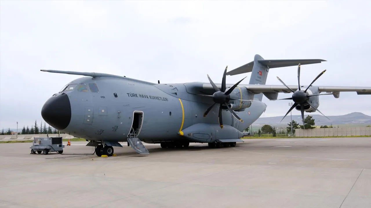 20 şehidin naaşları Türkiye'ye getiriliyor! Koca Yusuf Tiflis'ten havalandı 