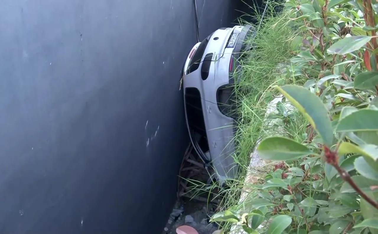 Bahçelievlerde feci kaza! Çok sayıda araca çarpıp boşluğa düştü