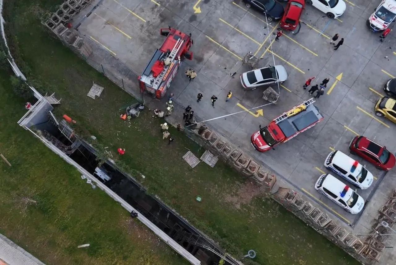 Bahçelievlerde feci kaza! Çok sayıda araca çarpıp boşluğa düştü