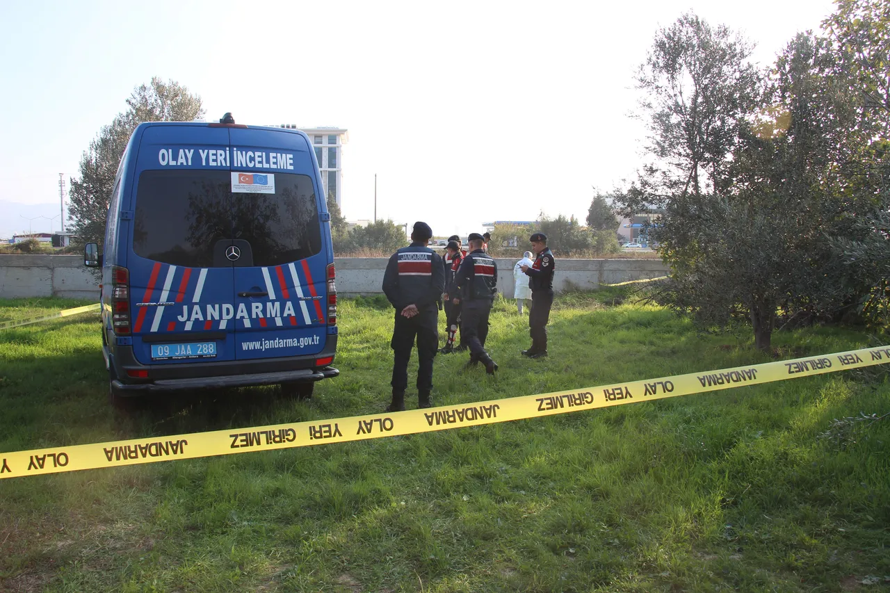 İhbar üzerine ekipler olay yerine intikal etti.