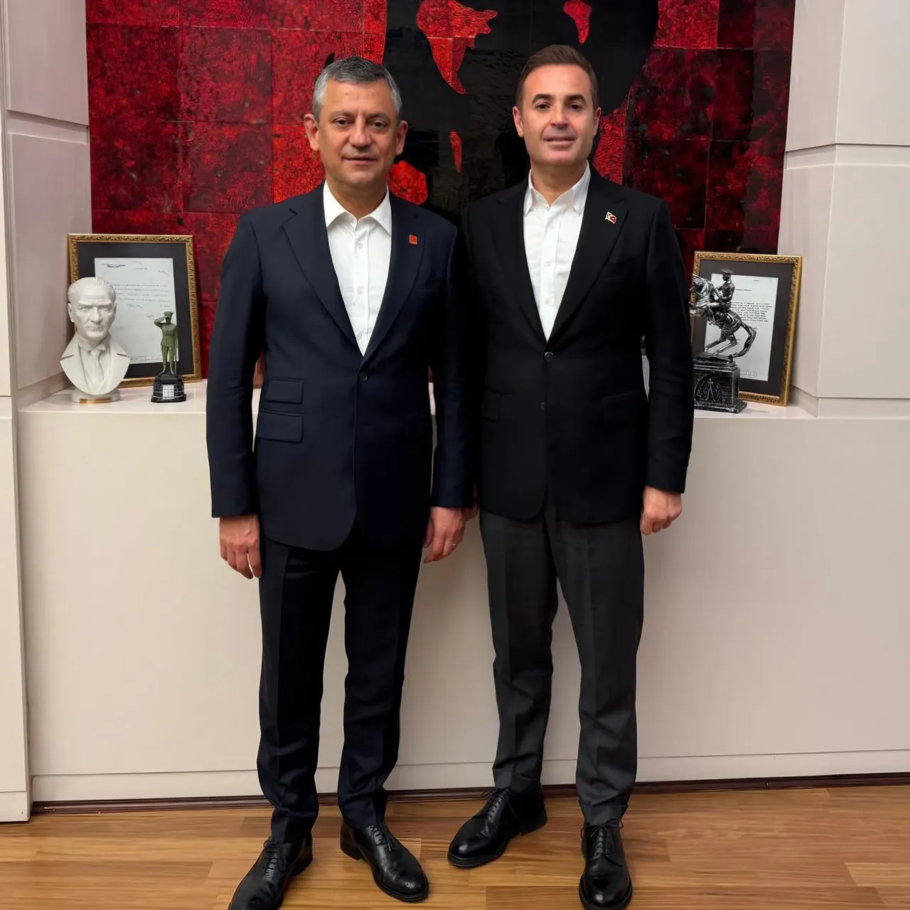 Ahmet Akın - Özgür Özel