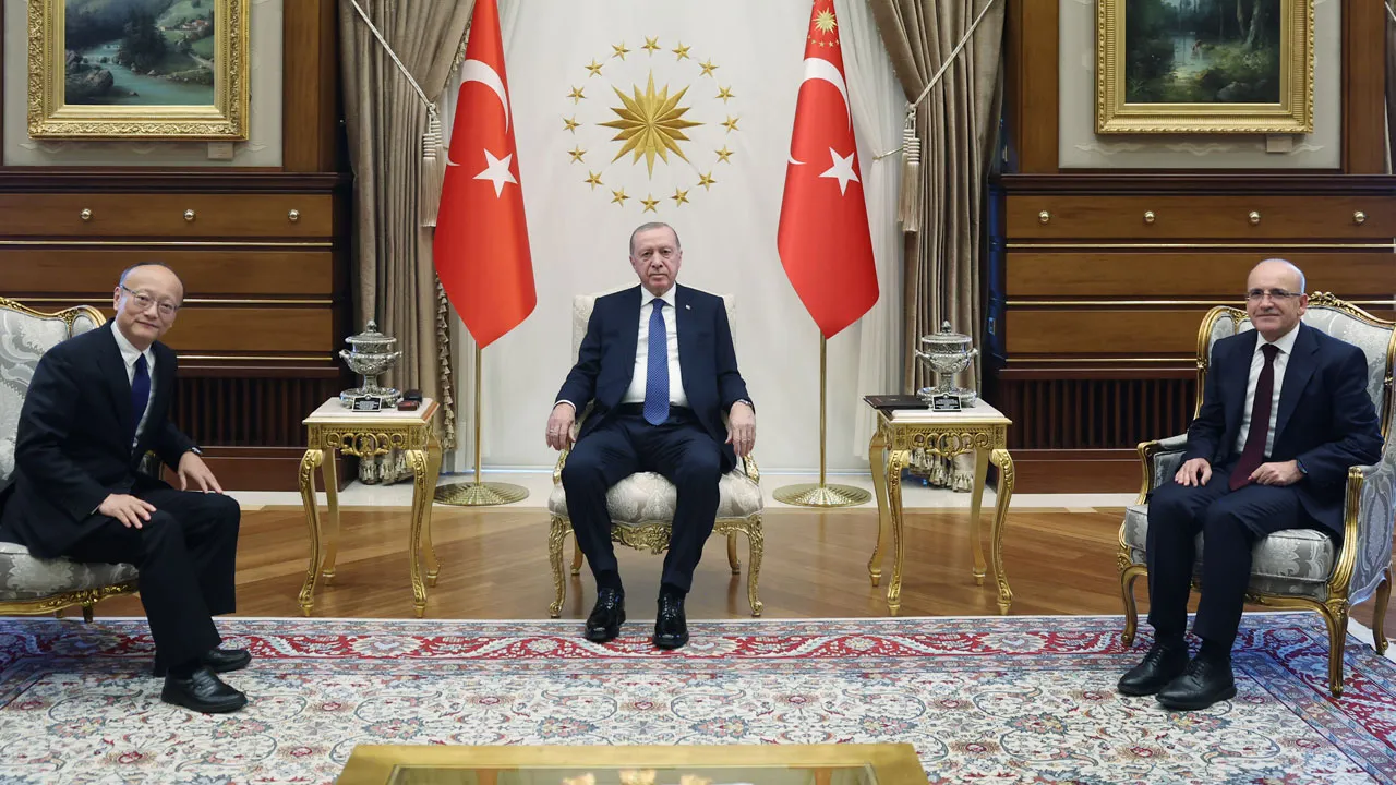 Cumhurbaşkanı Erdoğan, Asya Kalkınma Bankası Başkanı Kanda'yı kabul etti