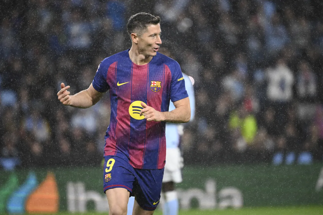 Fenerbahçe'den Robert Lewandowski atağı! İşte ilk görüşmeden çıkan sonuç...